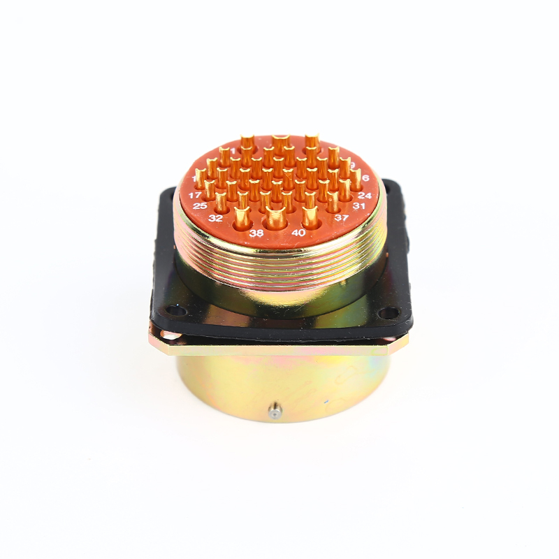 XCE33F40