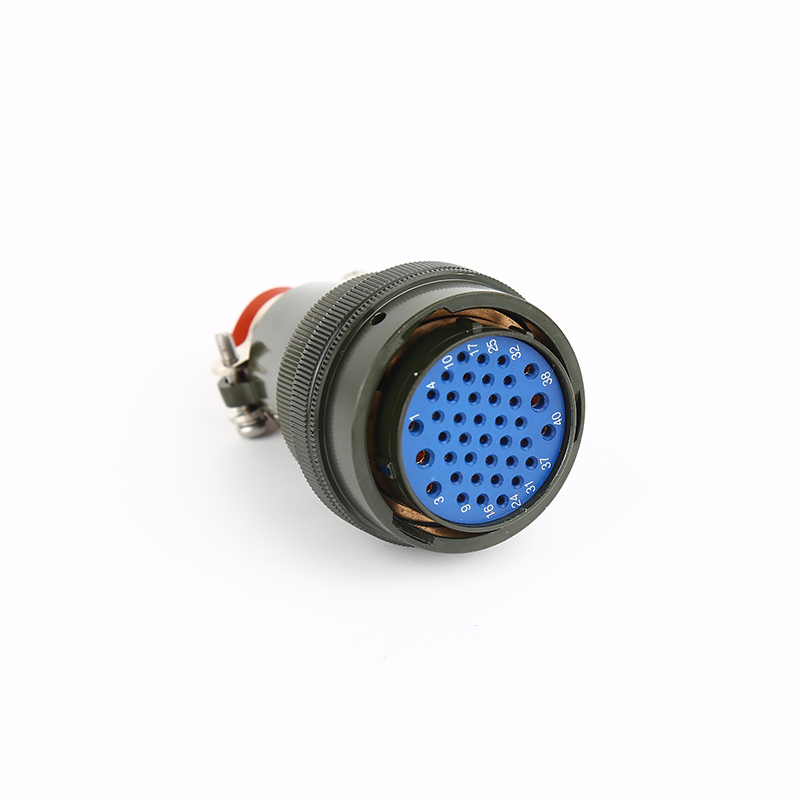 XCE33F40