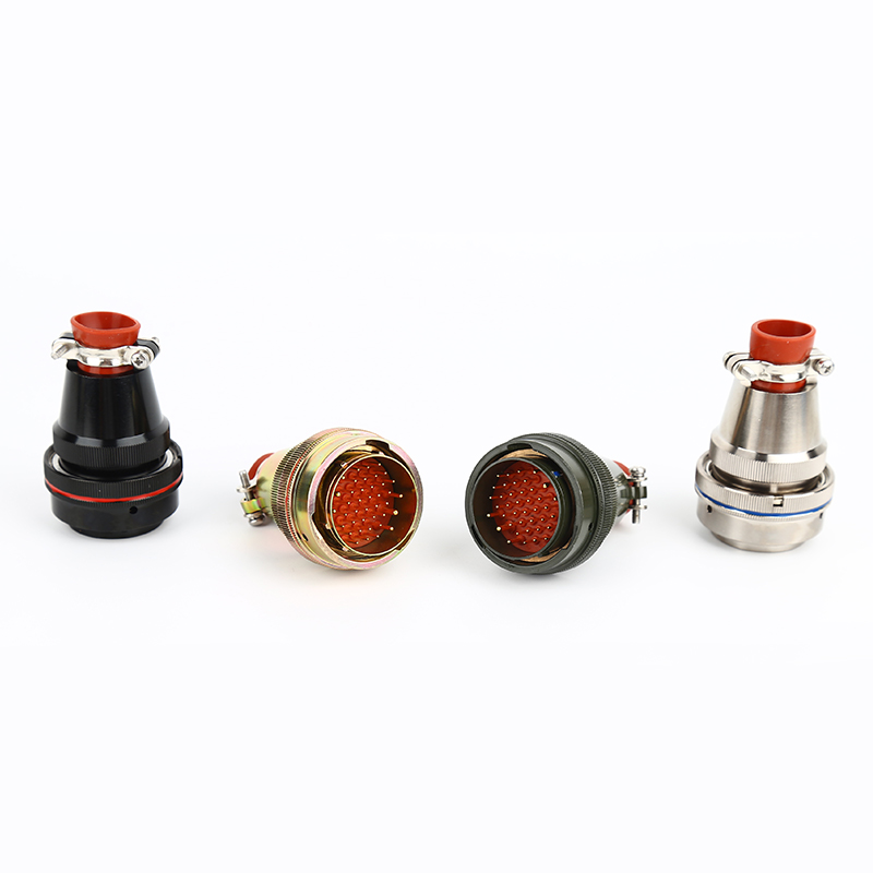 XCE33F40